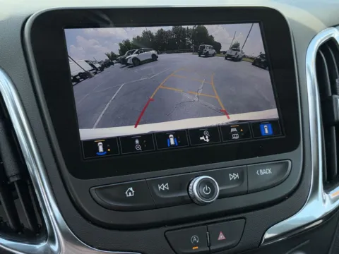 More photos of 2024 Chevrolet Equinox LT at Nissan of Lithia Springs, GA