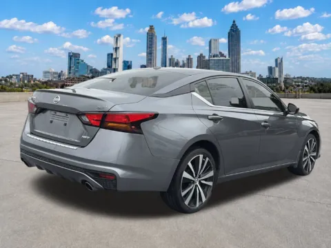 More photos of 2022 Nissan Altima 2.5 SR at Nissan of Lithia Springs, GA