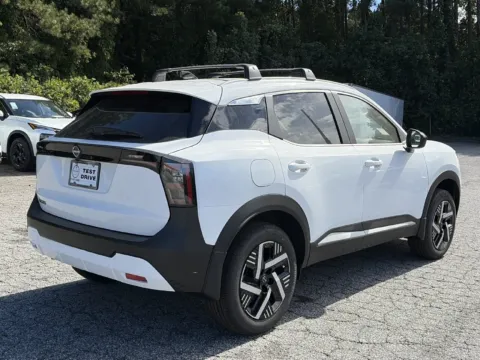 More photos of 2027 Nissan Kicks SV at Nissan of Lithia Springs, GA