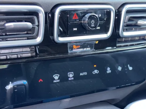 More photos of 2027 Nissan Sentra SV at Nissan of Lithia Springs, GA