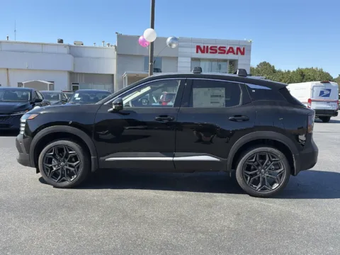 Photos of 2027 Nissan Kicks SR for sale in Lithia Springs, GA at Nissan of Lithia Springs