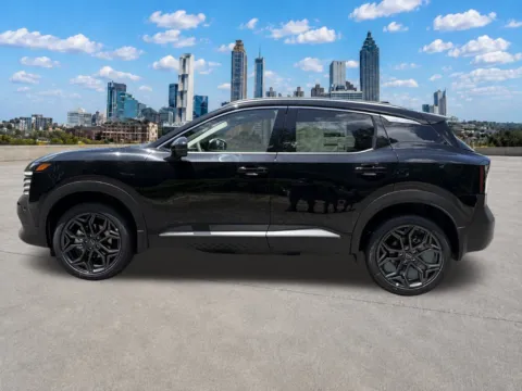 Photos of 2027 Nissan Kicks SR for sale in Lithia Springs, GA at Nissan of Lithia Springs