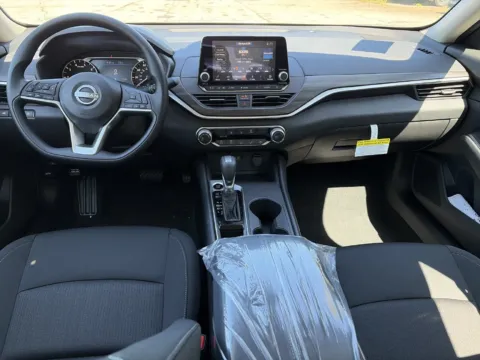 Photos of 2026 Nissan Altima 2.5 SV for sale in Lithia Springs, GA at Nissan of Lithia Springs