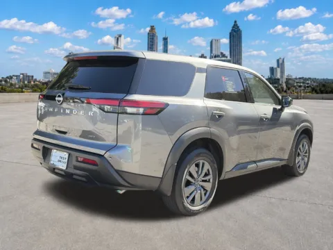 More photos of 2025 Nissan Pathfinder S at Nissan of Lithia Springs, GA