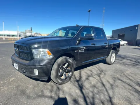 Black 2016 RAM 1500 SLT for sale in Lubbock, TX