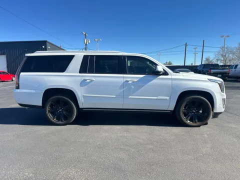 More photos of 2019 CADILLAC ESCALADE ESV PREMIUM LUXURY at Shift Automotive Group, TX