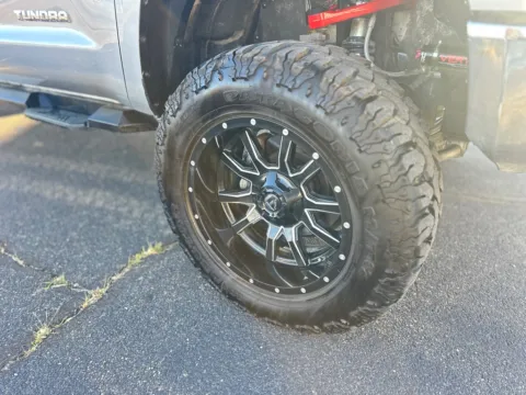 More photos of 2017 TOYOTA TUNDRA CREWMAX SR5 at Shift Automotive Group, TX