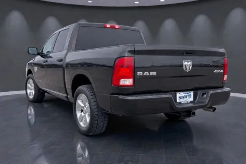 More photos of 2019 RAM 1500 CLASSIC TRADESMAN at Shift Automotive Group, TX