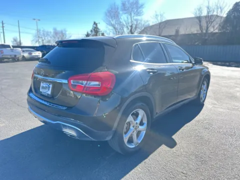 More photos of 2020 MERCEDES-BENZ GLA 250 at Shift Automotive Group, TX