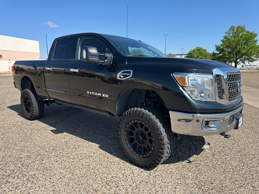 2017 NISSAN TITAN XD SL for sale in Lubbock, TX