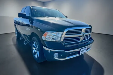 Black 2018 RAM 1500 SLT for sale in Lubbock, TX