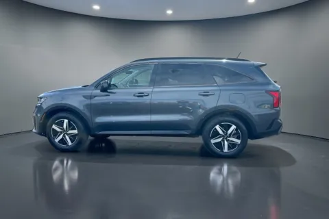 More photos of 2022 KIA SORENTO S at Shift Automotive Group, TX