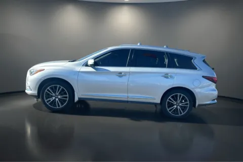 More photos of 2019 INFINITI QX60 LUXE at Shift Automotive Group, TX