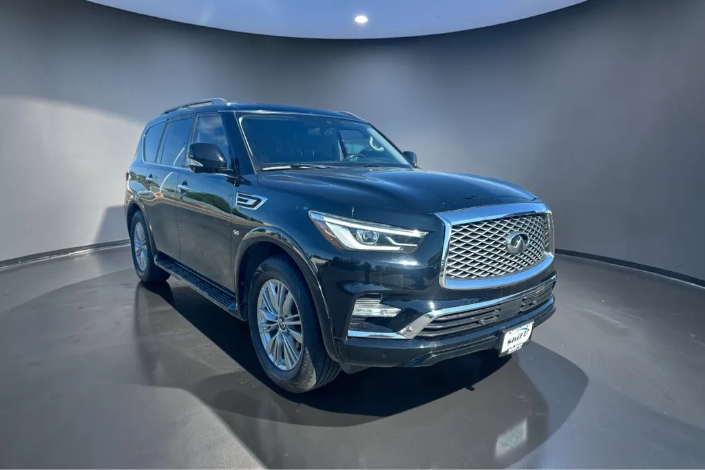 Black 2019 INFINITI QX80 LUXE for sale in Lubbock, TX