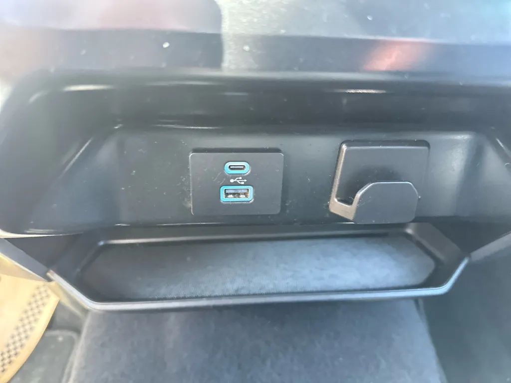 2023 Ford F-150 XLT - Photo 25