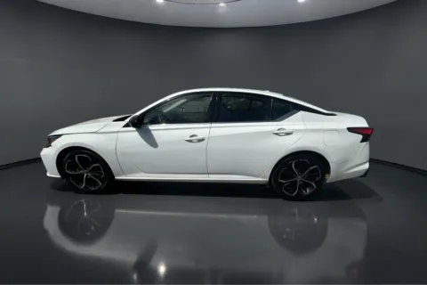 More photos of 2023 NISSAN ALTIMA SR at Shift Automotive Group, TX