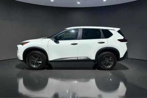 More photos of 2023 NISSAN ROGUE S at Shift Automotive Group, TX
