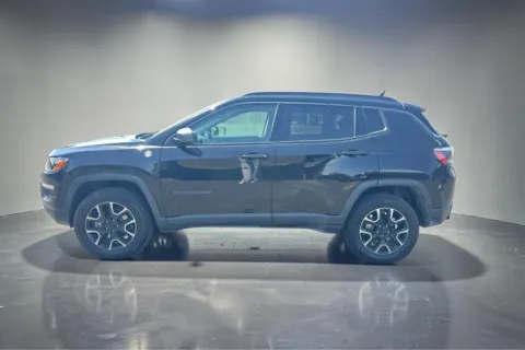 More photos of 2021 JEEP COMPASS TRAILHAWK at Shift Automotive Group, TX