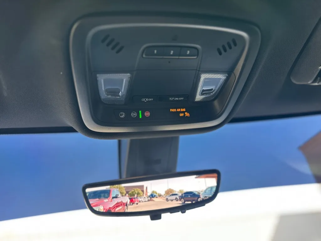 2023 Chevrolet Traverse RS - Photo 26
