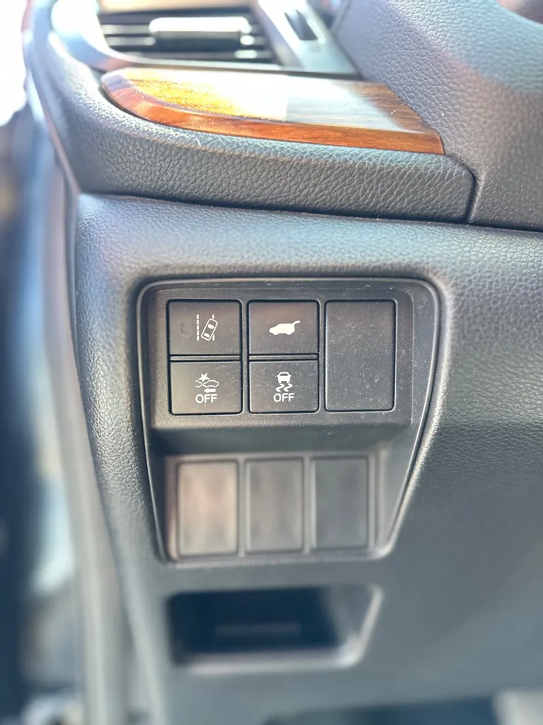 2017 Honda CR-V Touring - Photo 15