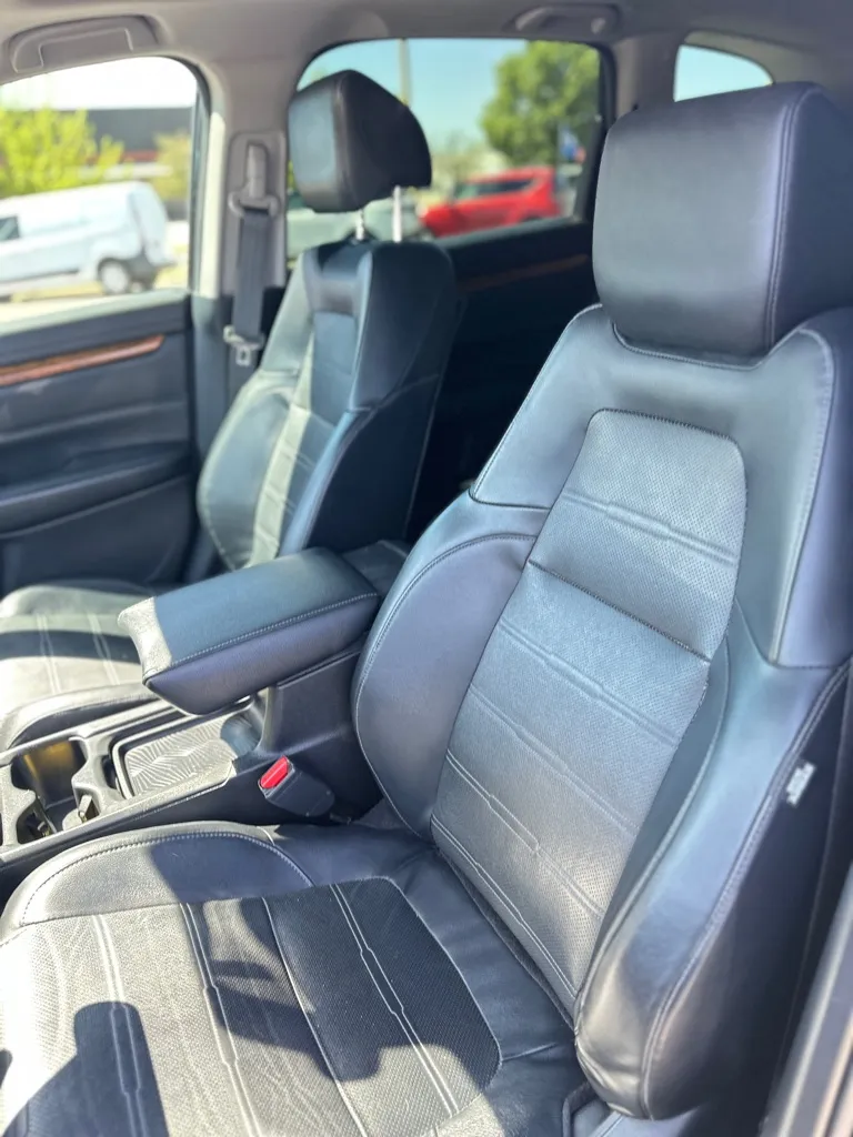 2017 Honda CR-V Touring - Photo 18