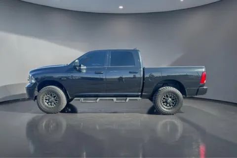 More photos of 2019 RAM 1500 CLASSIC SLT at Shift Automotive Group, TX