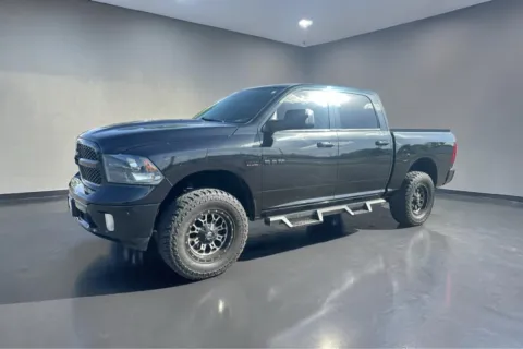 More photos of 2019 RAM 1500 CLASSIC SLT at Shift Automotive Group, TX