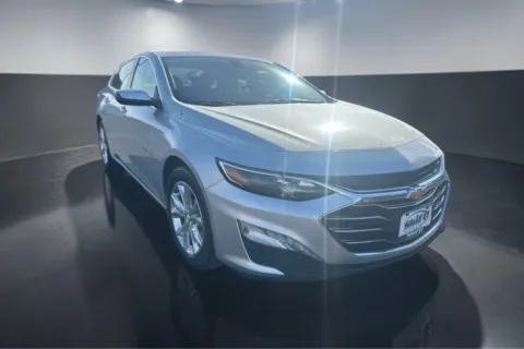 Silver 2020 CHEVROLET MALIBU LT for sale in Lubbock, TX