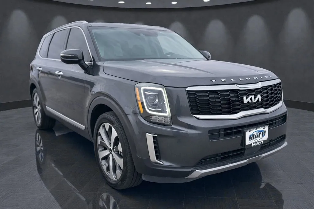 Gray 2022 KIA TELLURIDE S for sale in Lubbock, TX