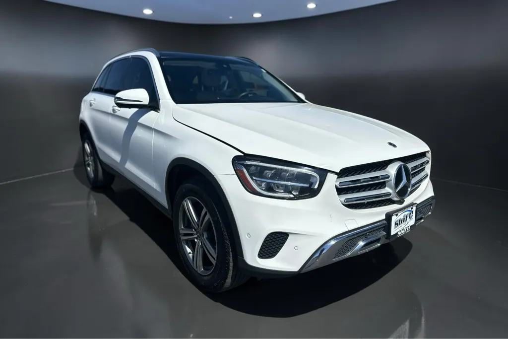 White 2021 MERCEDES-BENZ GLC 300 for sale in Lubbock, TX
