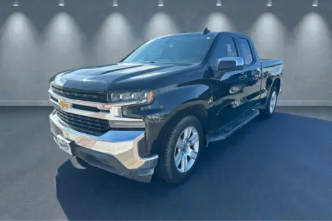 Another view of 2019 CHEVROLET SILVERADO 1500 LT for sale in Lubbock, TX at Shift Automotive Group