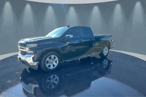 More photos of 2019 CHEVROLET SILVERADO 1500 LT at Shift Automotive Group, TX