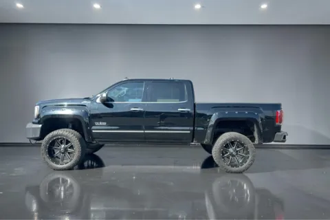 More photos of 2018 GMC SIERRA 1500 SLT at Shift Automotive Group, TX