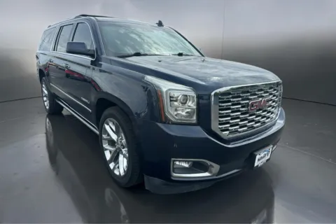 Blue 2019 GMC YUKON XL DENALI for sale in Lubbock, TX