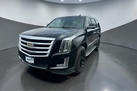 Another view of 2019 CADILLAC ESCALADE LUXURY for sale in Lubbock, TX at Shift Automotive Group