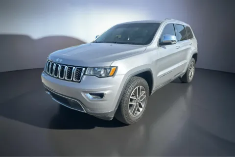 Another view of 2020 JEEP GRAND CHEROKEE LIMITED for sale in Lubbock, TX at Shift Automotive Group