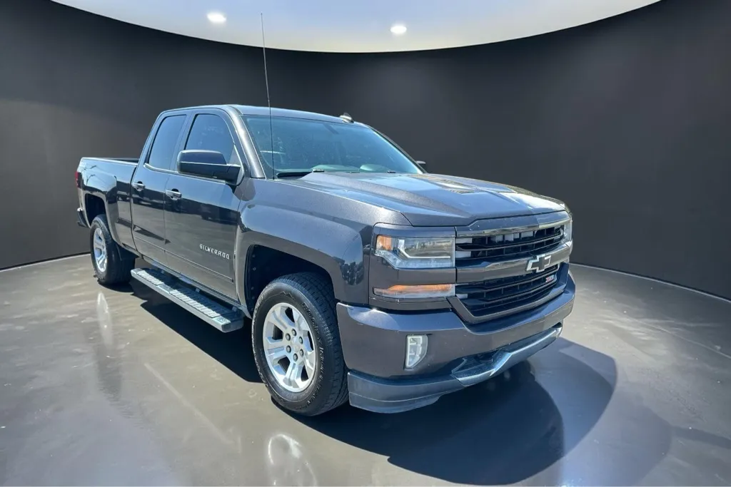 Gray 2016 CHEVROLET SILVERADO 1500 LT for sale in Lubbock, TX