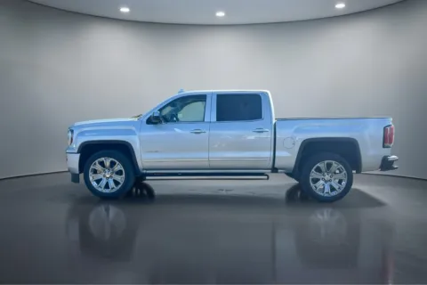 More photos of 2018 GMC SIERRA 1500 DENALI at Shift Automotive Group, TX