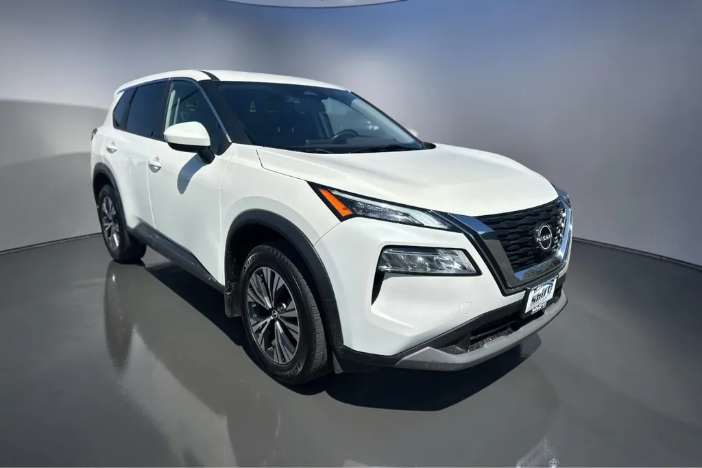 White 2023 NISSAN ROGUE SV for sale in Lubbock, TX