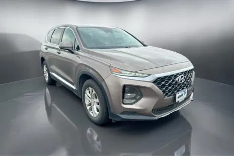 Gray 2019 HYUNDAI SANTA FE SE for sale in Lubbock, TX