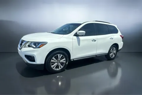 More photos of 2020 NISSAN PATHFINDER SL at Shift Automotive Group, TX