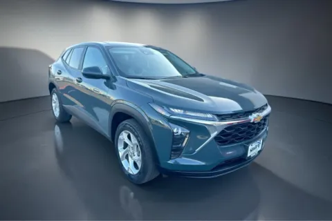 Gray 2025 CHEVROLET TRAX LS for sale in Lubbock, TX