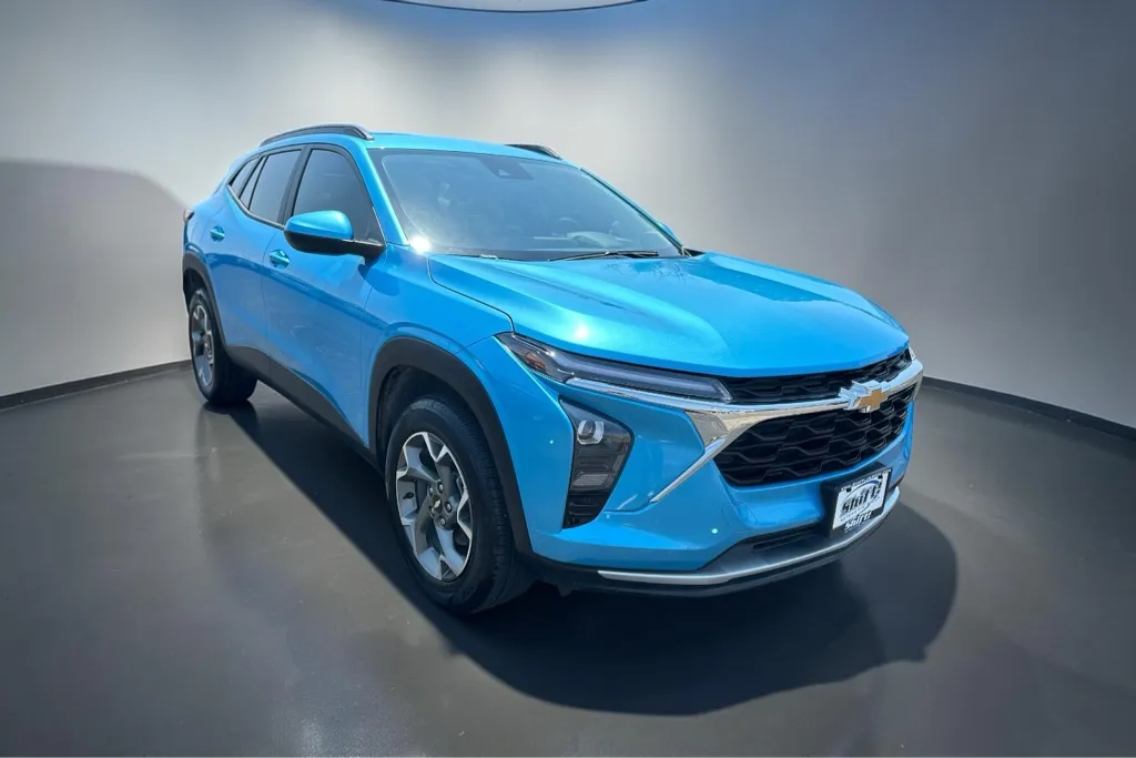 Blue 2026 CHEVROLET TRAX 1LT for sale in Lubbock, TX