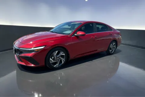 More photos of 2024 HYUNDAI ELANTRA SEL at Shift Automotive Group, TX