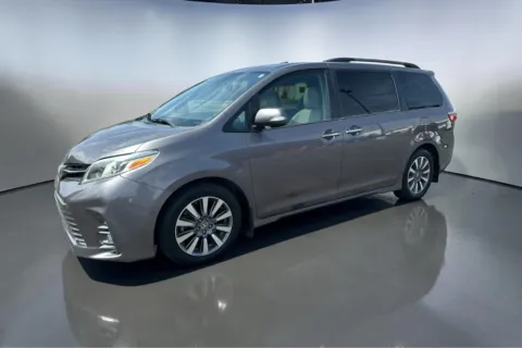 More photos of 2020 TOYOTA SIENNA LTD PREMIUM at Shift Automotive Group, TX