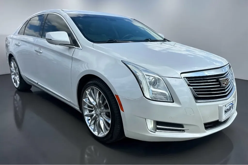 2016 Cadillac XTS Platinum Collection