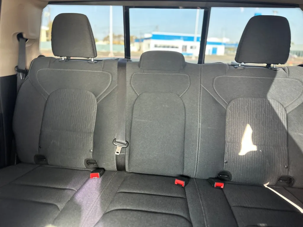 2019 RAM Ram 1500 Pickup Tradesman - Photo 29