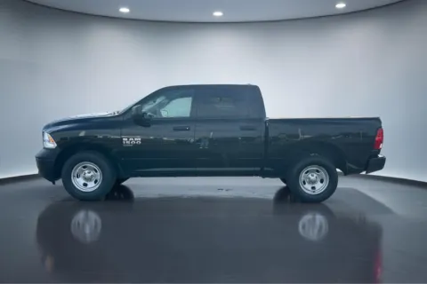 More photos of 2019 RAM 1500 CLASSIC TRADESMAN at Shift Automotive Group, TX