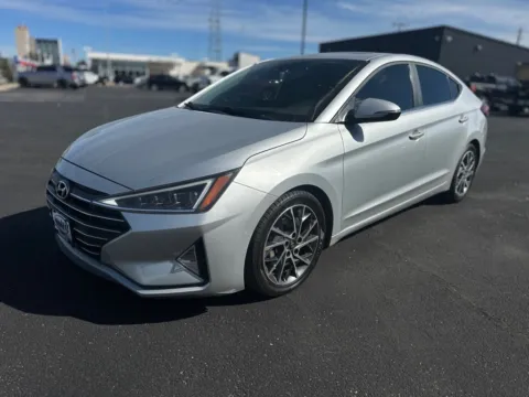 Another view of 2019 HYUNDAI ELANTRA SEL for sale in Lubbock, TX at Shift Automotive Group