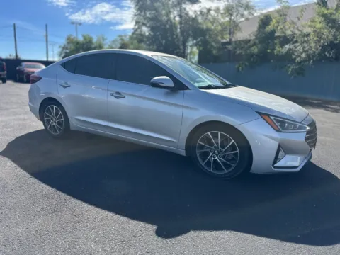 More photos of 2019 HYUNDAI ELANTRA SEL at Shift Automotive Group, TX